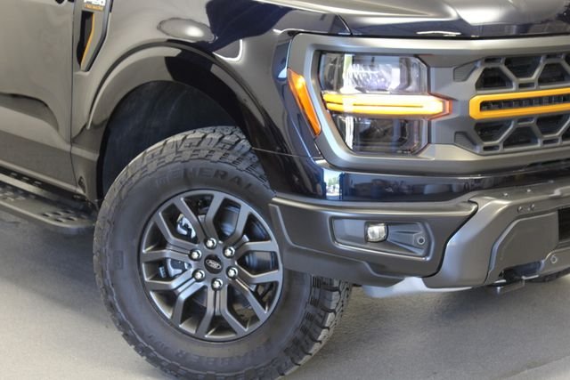 New 2026 Blue Ford Tremor image 2