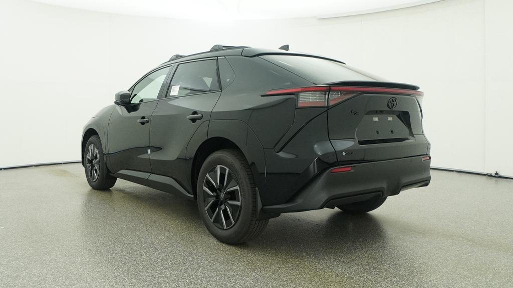 New 2026 Midnight Black Metallic Toyota XLE image 35