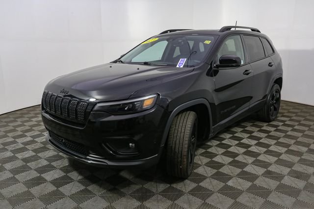 Used 2023 Black Jeep Altitude image 5