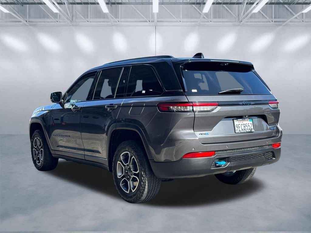 Used 2022 Gray Jeep Trailhawk 4xe image 4
