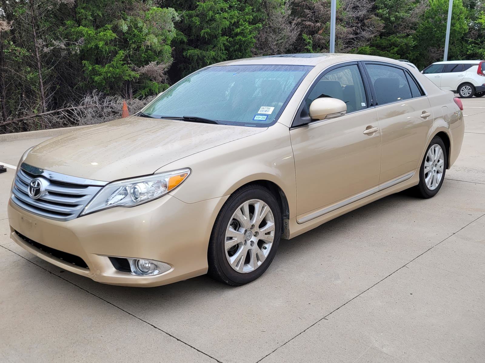 2011 Toyota Avalon Avalon's photo