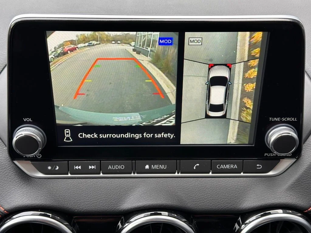 New 2025 Two-tone Atlantic Gray Metallic / Super Black Nissan SR image 22