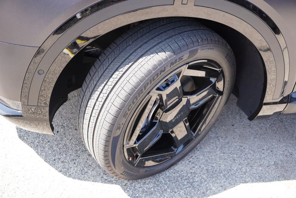 New 2027 Panthera Metal Matte Kia X-Line SX image 9