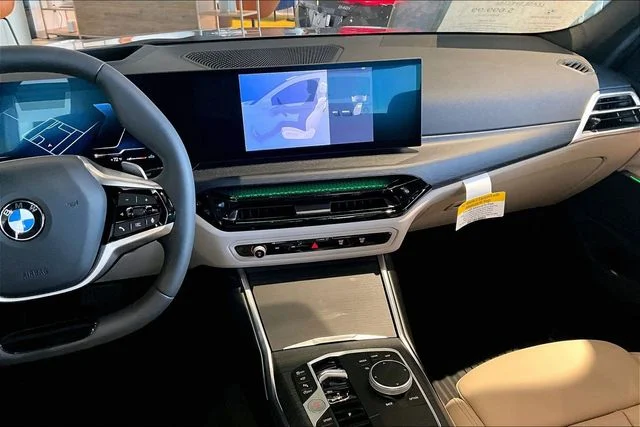 2026 BMW 3 Series 330i - Photo 7
