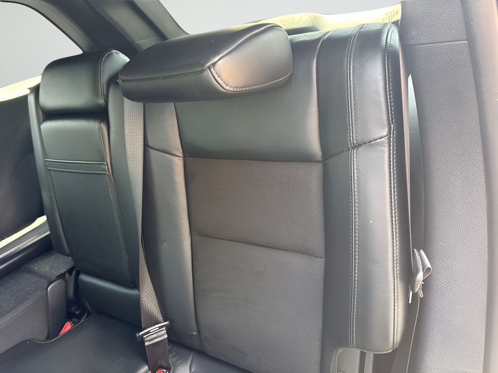 Used 2020 Gray Jeep Altitude image 11