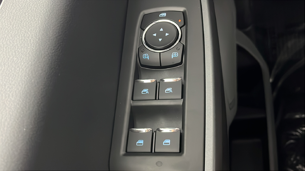 New 2026 Oxford White Ford F-250® XLT image 26