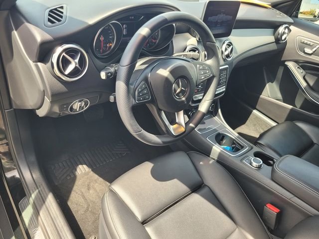 Used 2020 Black Mercedes-Benz GLA 250 image 12