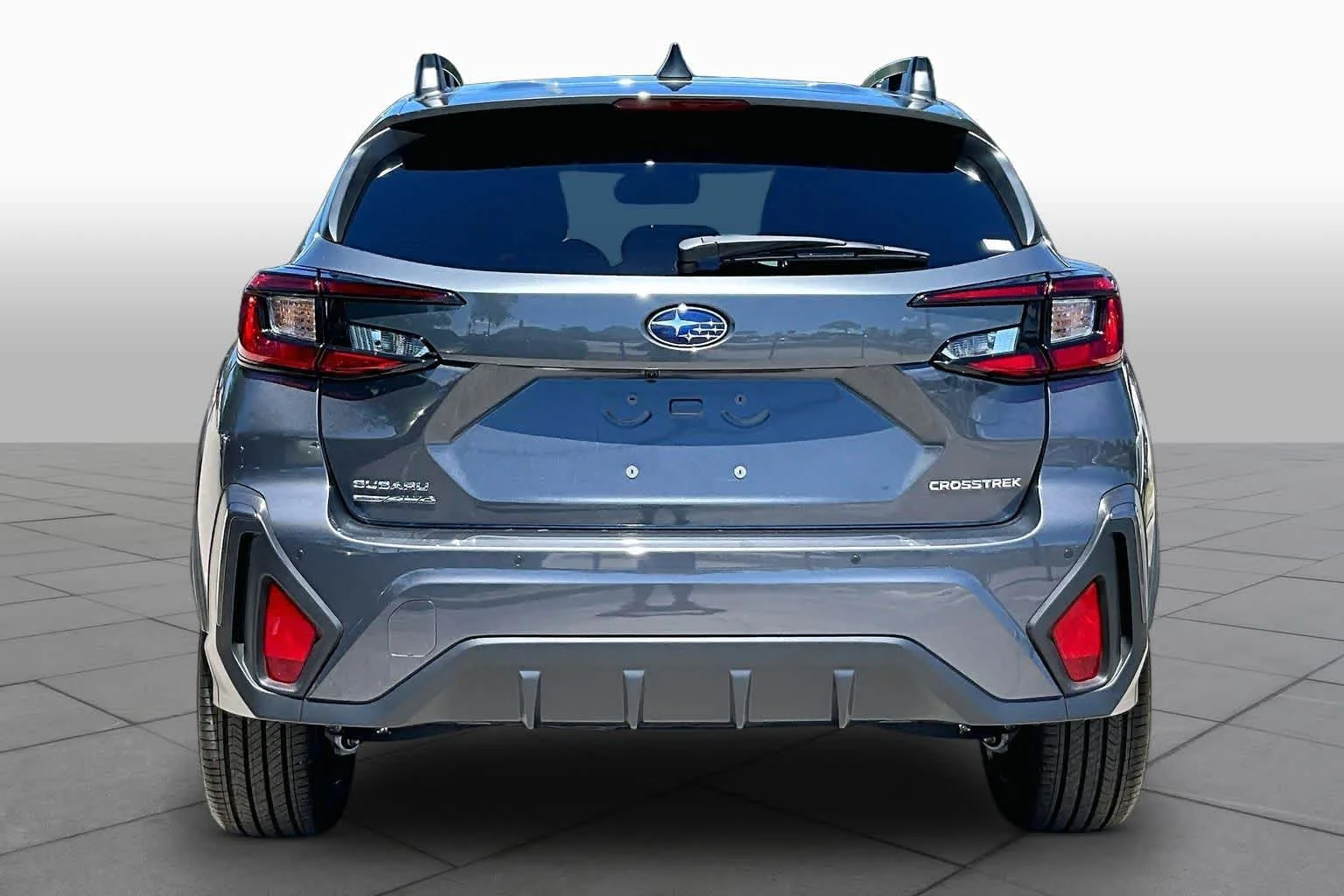 Used 2025 Magnetite Gray Metallic Subaru Limited image 8