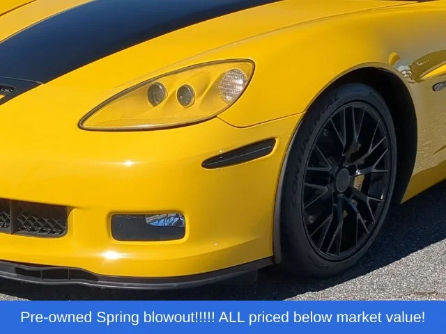Used 2008 Red Chevrolet Z06 image 17