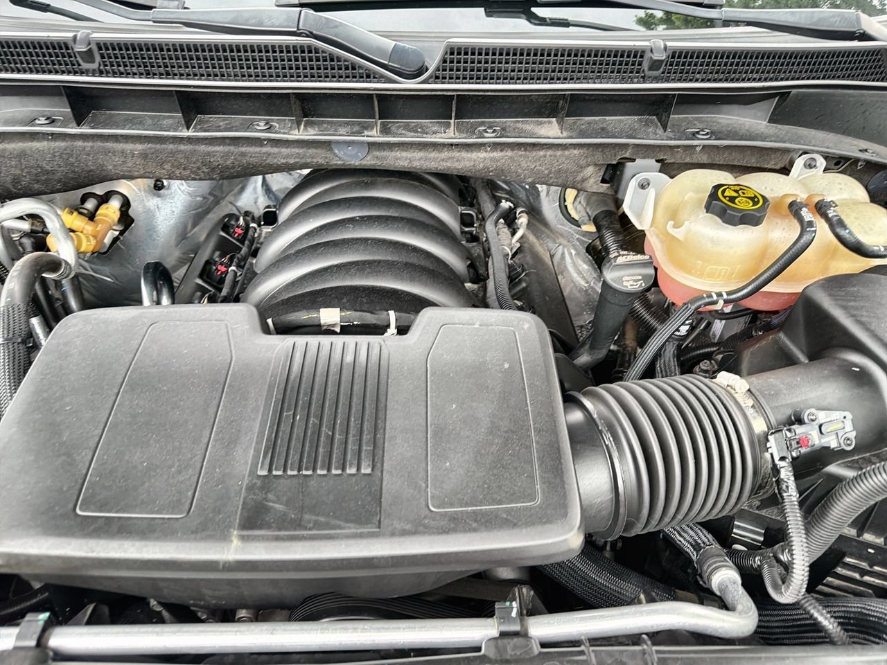 Used 2022 Hunter Metallic GMC Denali image 25