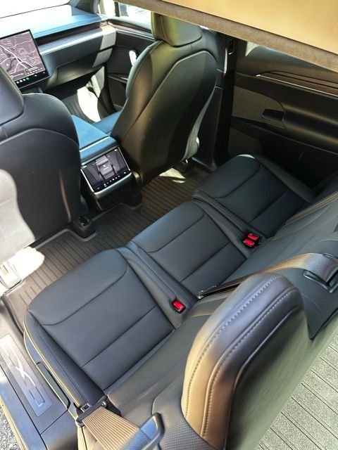 2024 Tesla Model X Long Range - Photo 19