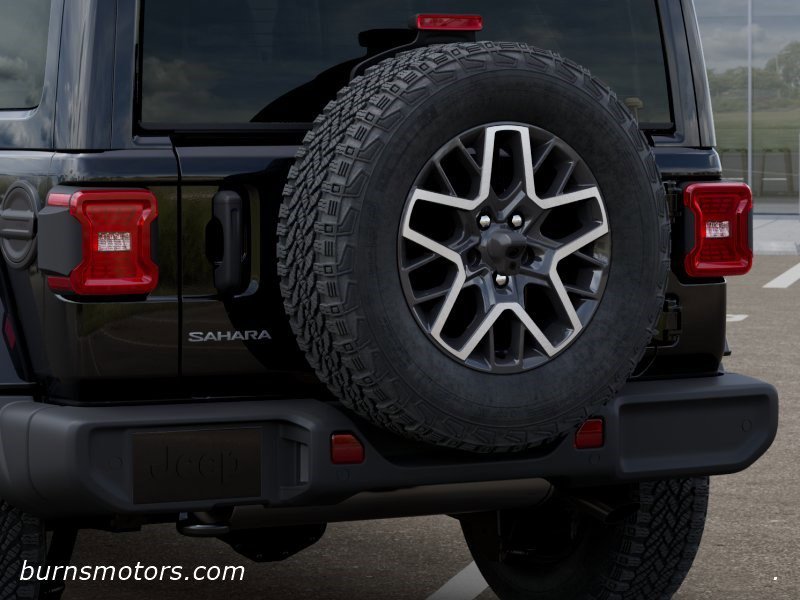 New 2026 Black Clear-Coat Exterior Paint Jeep Sahara 4-Door image 13