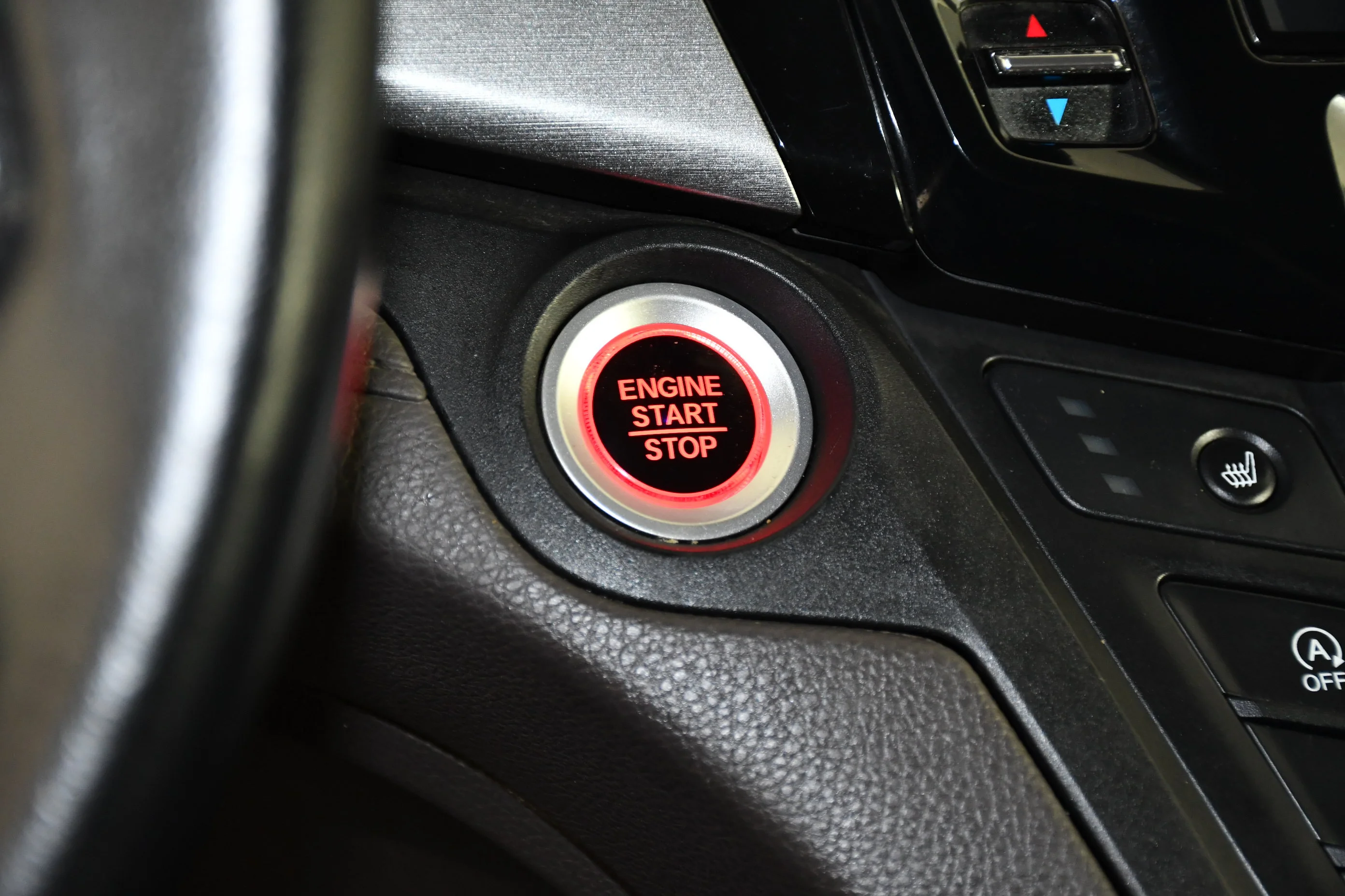 Used 2022 Lunar Silver Metallic Honda EX-L image 25