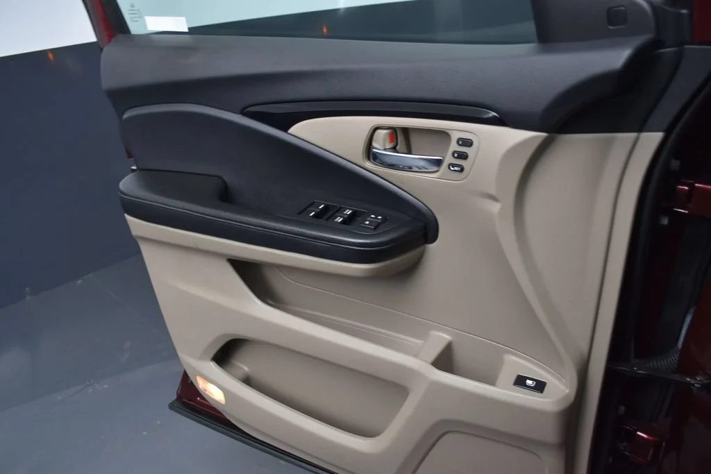 Used 2019 Red Honda RTL-E image 8