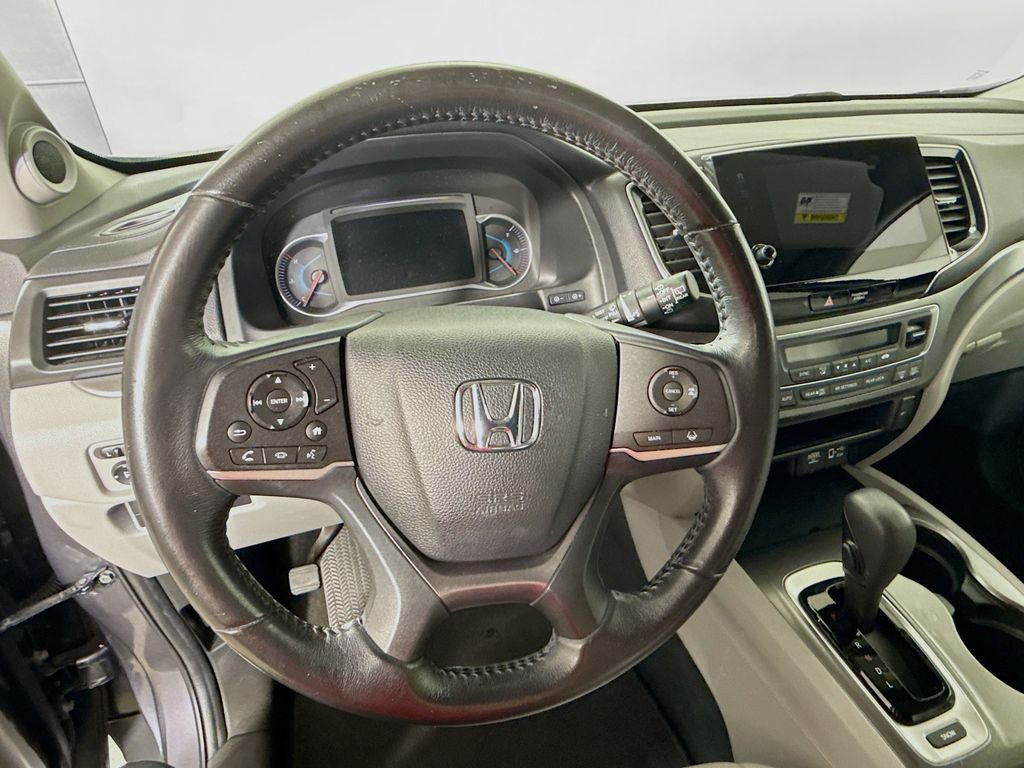 Used 2020 Gray Honda EX-L image 12