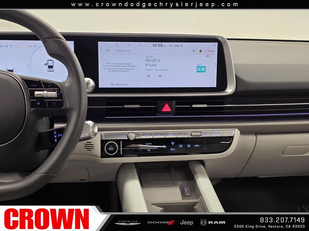 Used 2023 White Hyundai SEL image 17