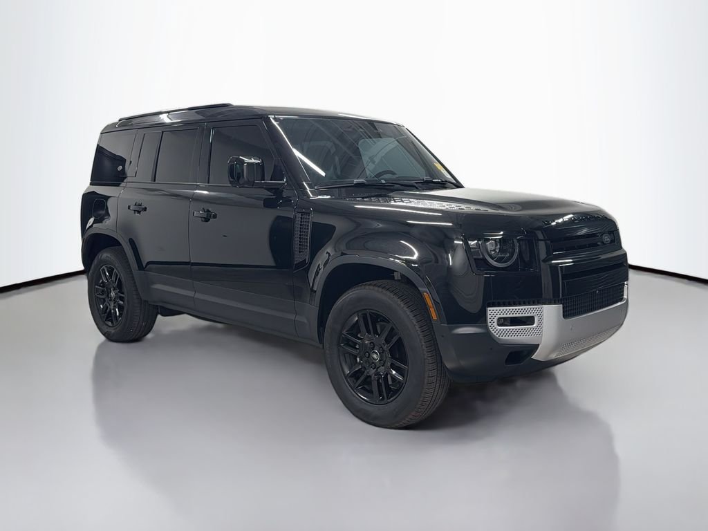 Used 2023 Black Land Rover S image 7