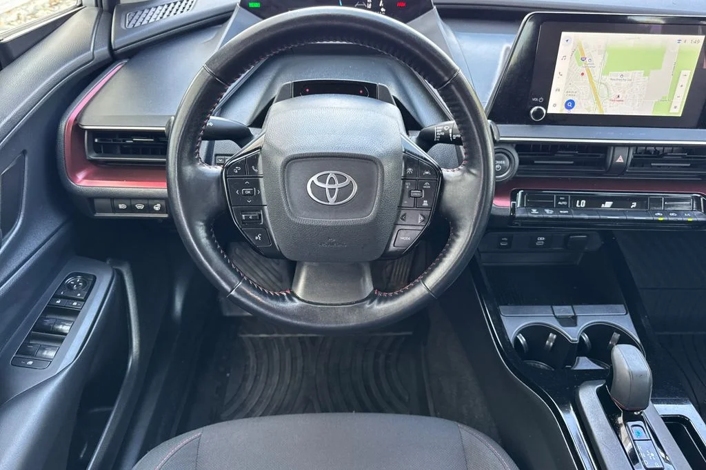 Used 2026  Toyota SE image 18