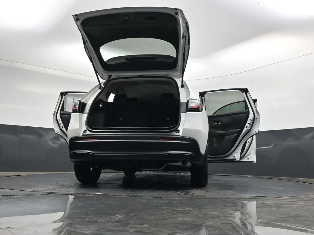 New 2027 Platinum White Pearl Honda LX image 45