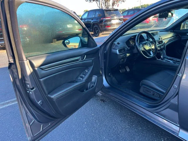 Used 2020 Gray Honda Sport image 4
