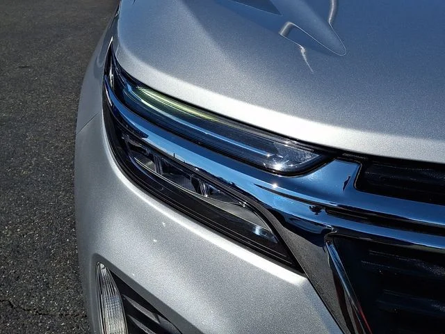 Used 2022 Silver Chevrolet LT image 10