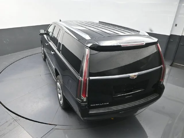 Used 2020 Black Cadillac Premium image 28
