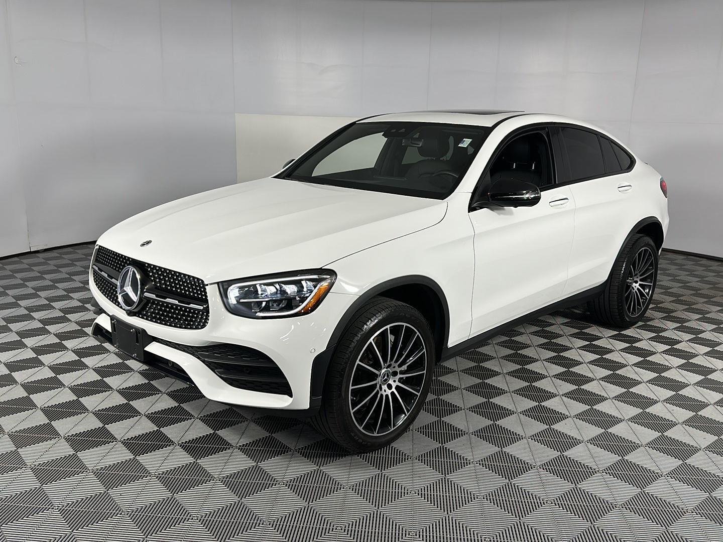 Used 2023 Polar White Mercedes-Benz GLC 300 image 26