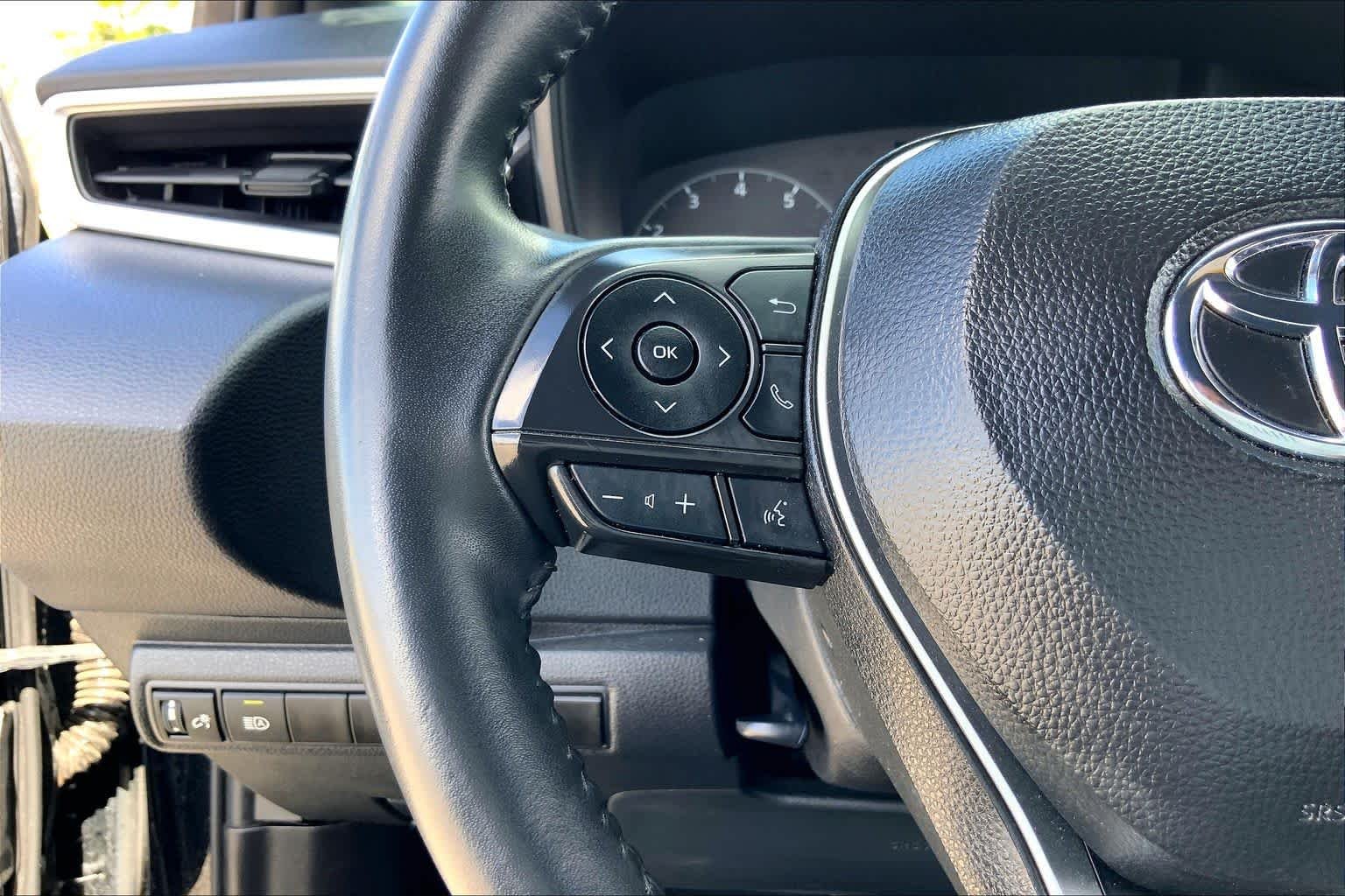 Used 2025 Midnight Black Metallic Toyota SE image 23