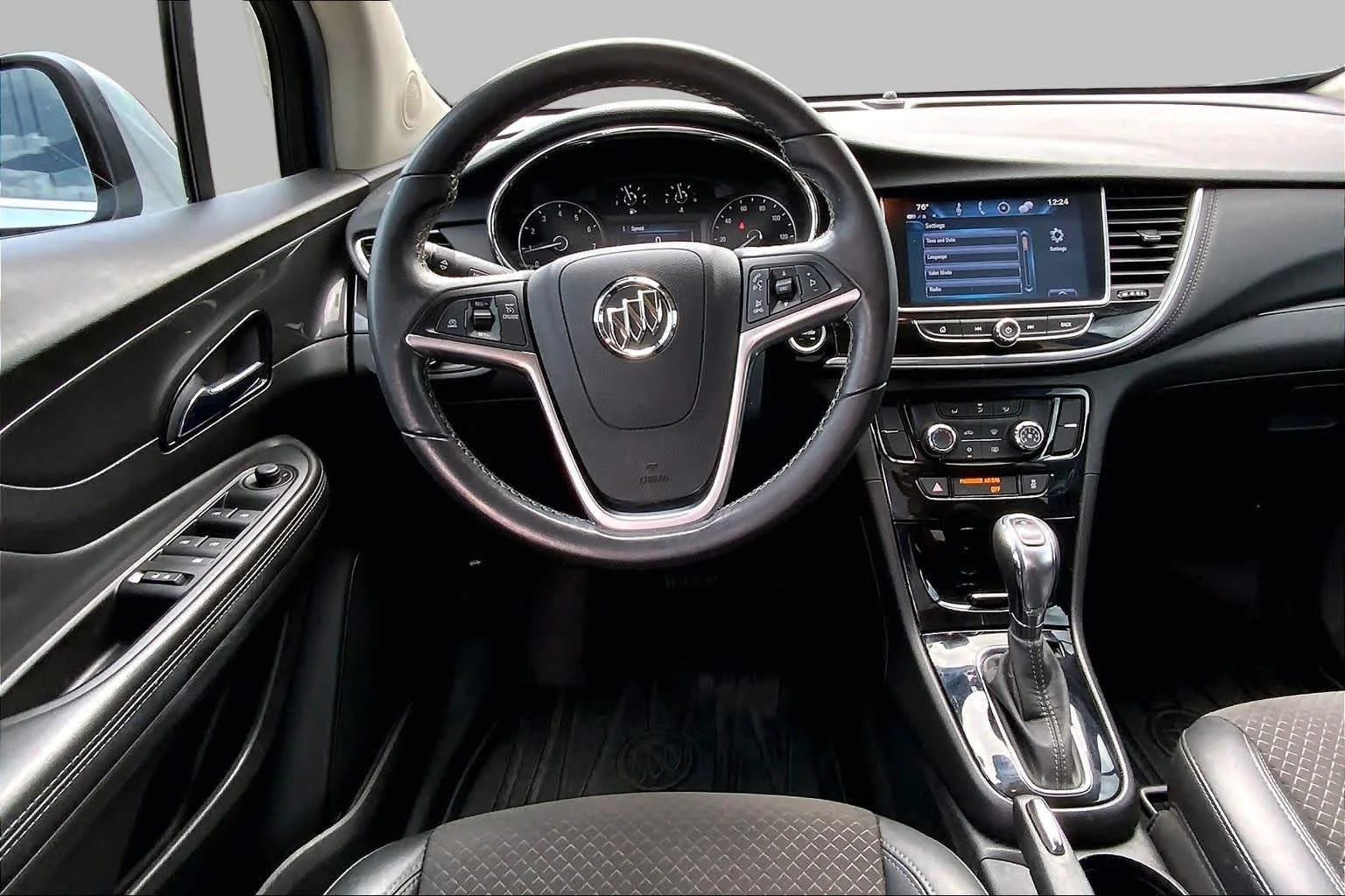 Used 2021 Includes (MDP) Anthracite lower exterior accent color, Paint code W598F. Buick Preferred image 6