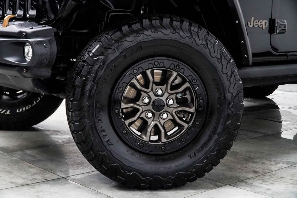 Used 2021 Black Jeep Unlimited Rubicon 392 image 3