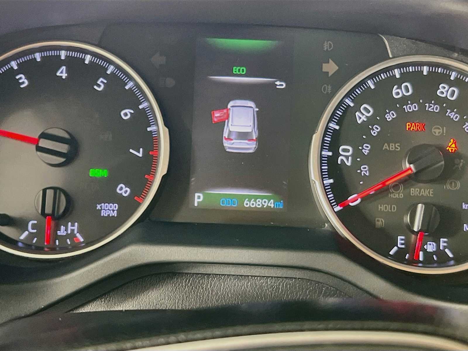 Used 2019 Ruby Flare Pearl Toyota XLE image 12