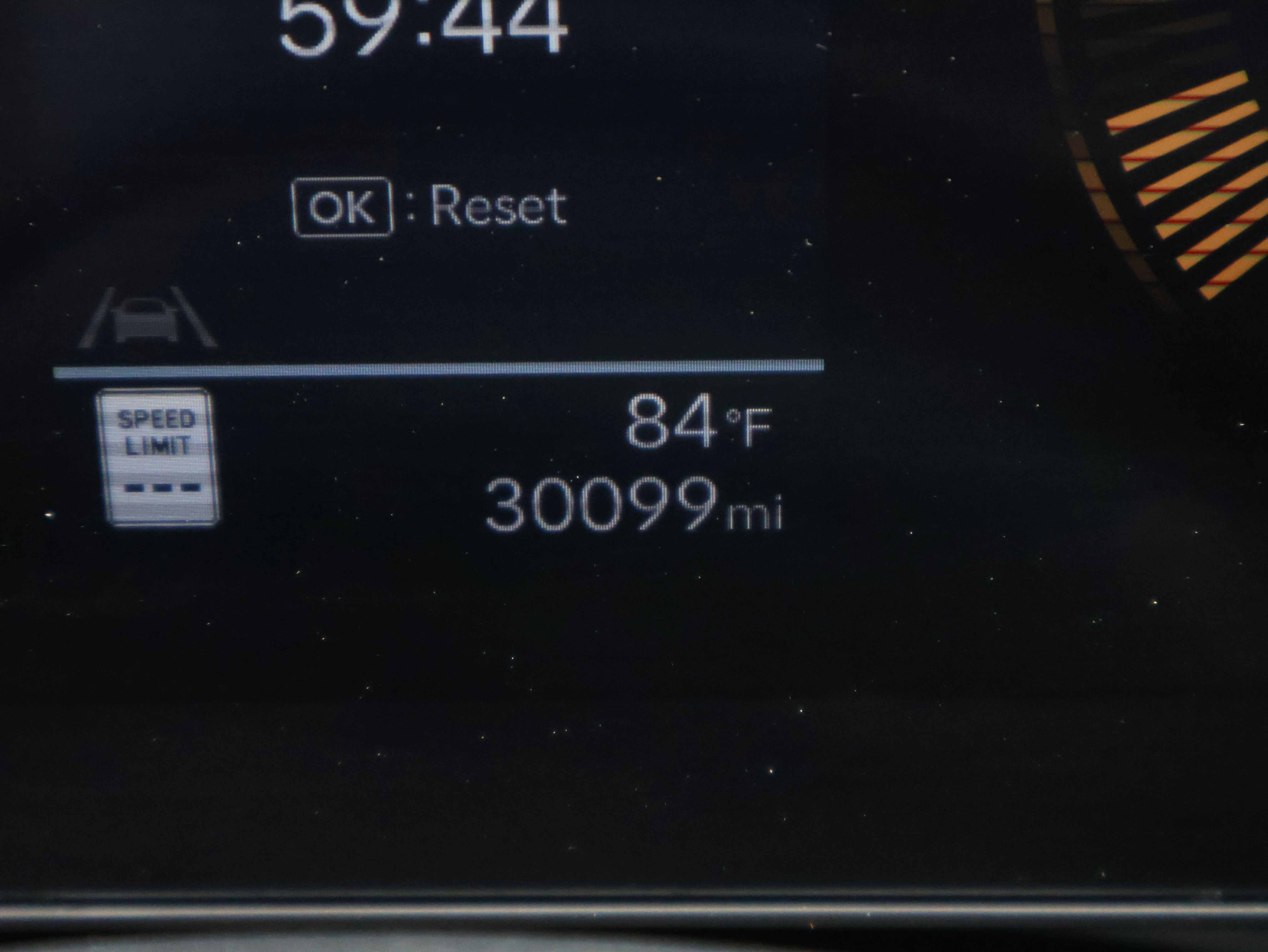 Used 2025 Aero Silver Hyundai SEL image 38