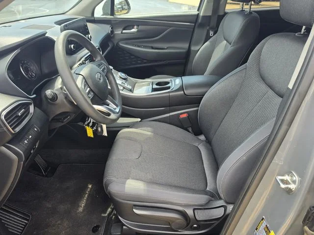 Used 2021 Gray Hyundai SE image 10