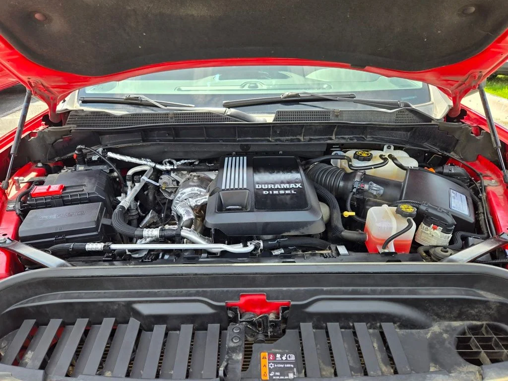 Used 2021 Red GMC Elevation image 31