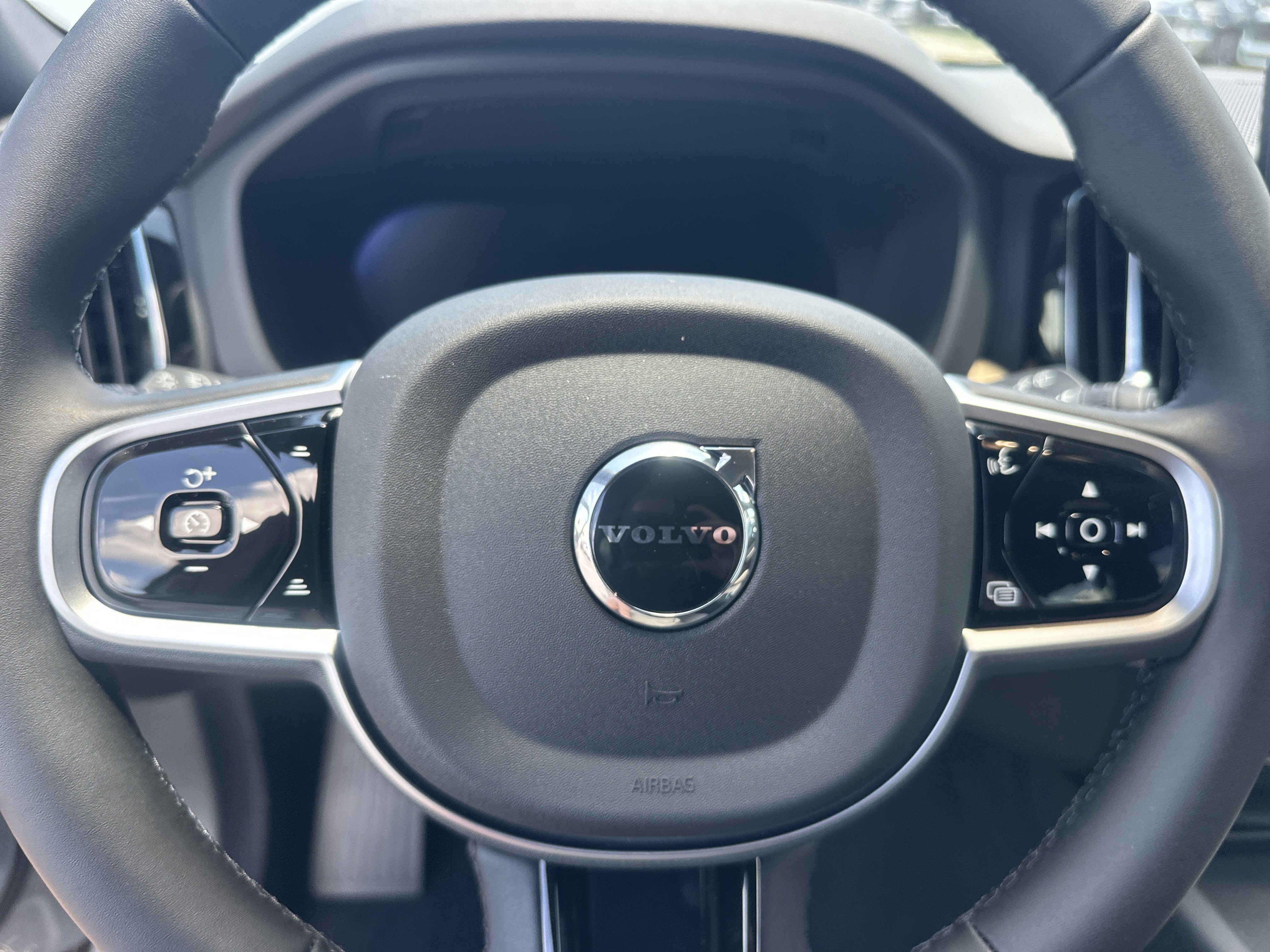 New 2026 Vapour Grey Volvo Plus image 13