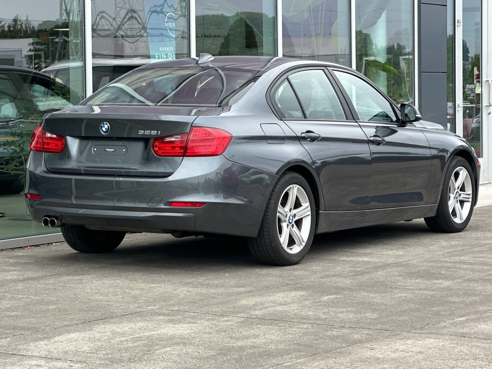 Used 2015 Mineral Gray Metallic BMW 328i image 2