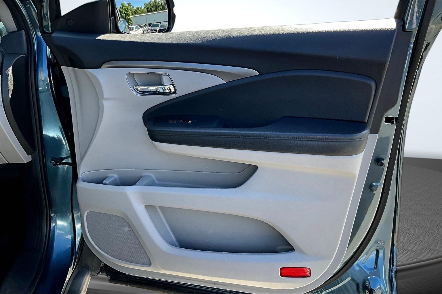 Used 2022  Honda EX-L image 27
