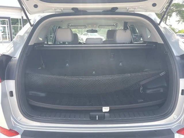 Used 2018 Silver Hyundai SEL image 8