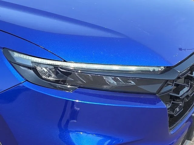 Used 2025 Still Night Pearl Honda Sport-L image 9