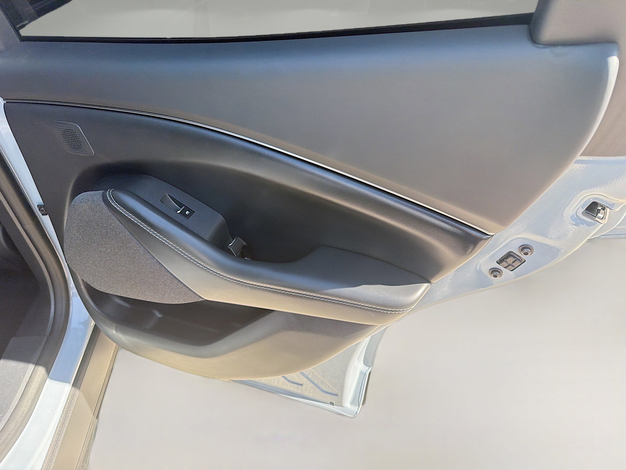 Used 2024 Gray Metallic Ford Premium image 29