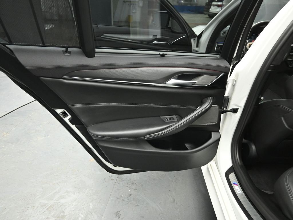 2022 BMW M5 - Image 22