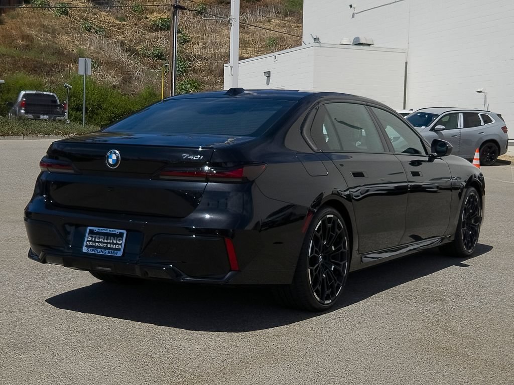 New 2026 Black Sapphire Metallic BMW 740i image 19