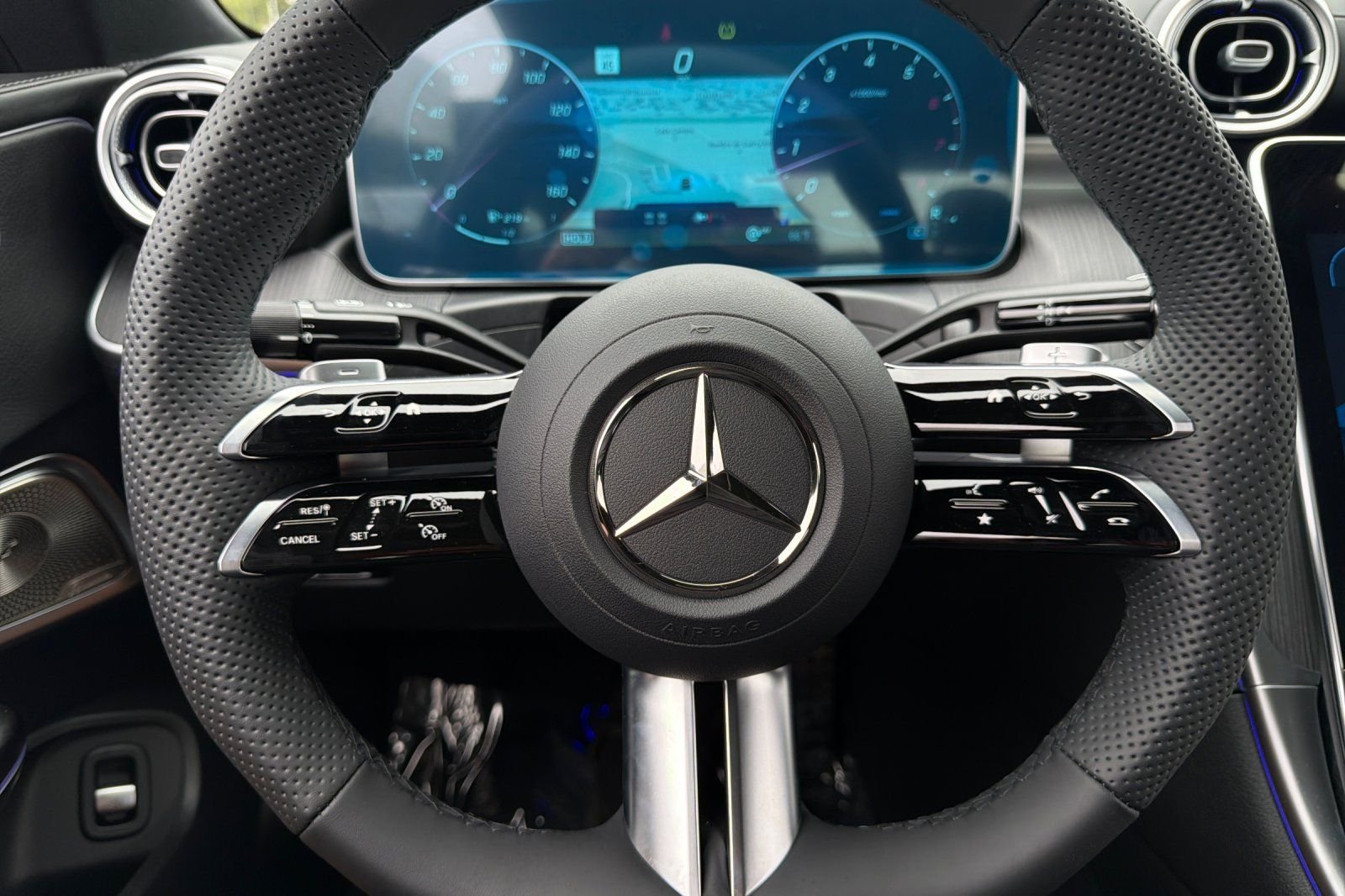 New 2026 Polar White Mercedes-Benz CLE 450 image 24