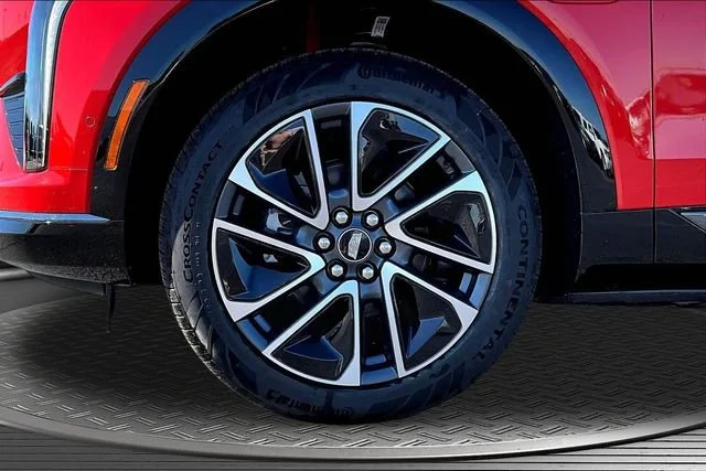 2026 Cadillac OPTIQ Sport - Photo 13