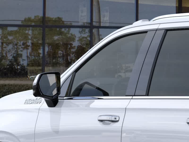 2026 Chevrolet Suburban High Country - Photo 12