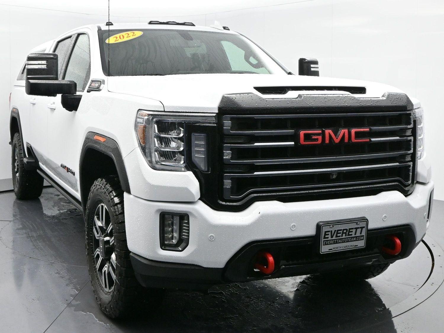 Used 2022 Summit White GMC AT4 image 2