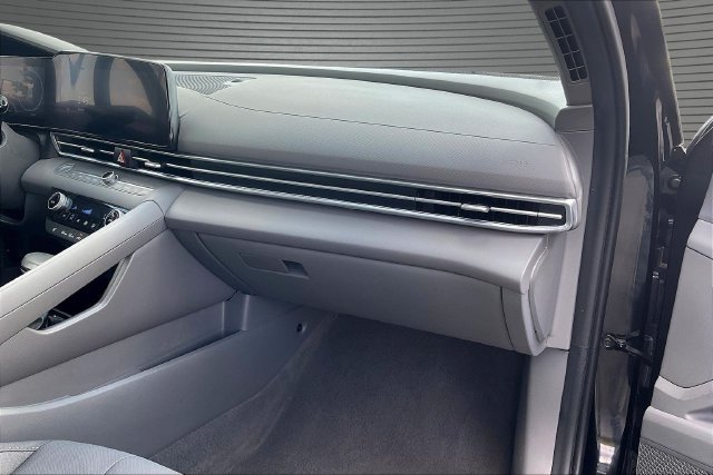 2025 Hyundai Elantra SEL - Photo 28