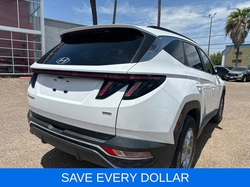Used 2022 Gray Hyundai SEL image 5