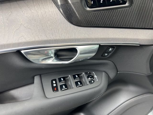 New 2026 Vapour Grey Volvo Ultra image 13
