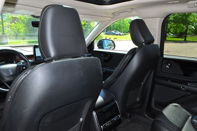 Used 2023 Blue Lincoln Reserve image 15